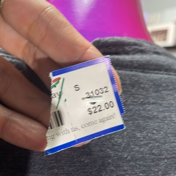 Massimo Dutti wool V neck tee - Picture 5 of 9